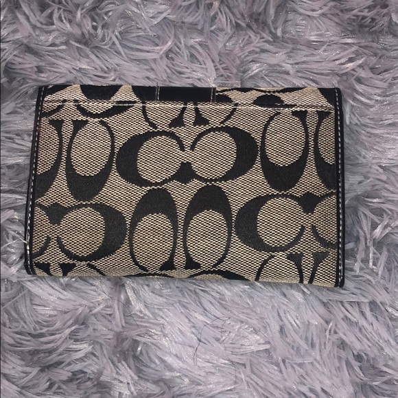 Coach Wallet - Picture 2 of 3